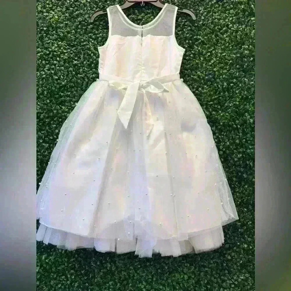 AMERICAN PRINCESS WHITE RUFFLED TIERED DRESS SIZE 10 (1) AND 8 (2) - Picture 3 of 7